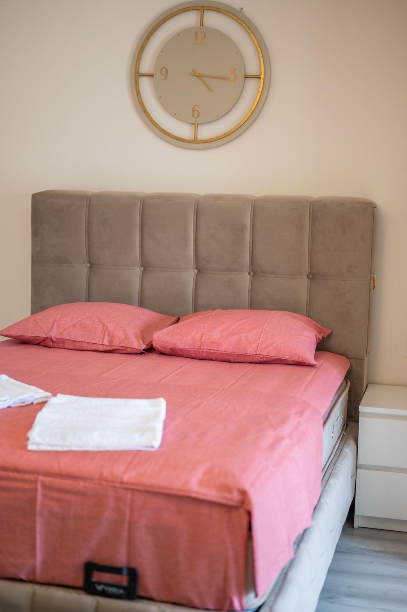 Beach Walk Apartments Ulcinj Esterno foto