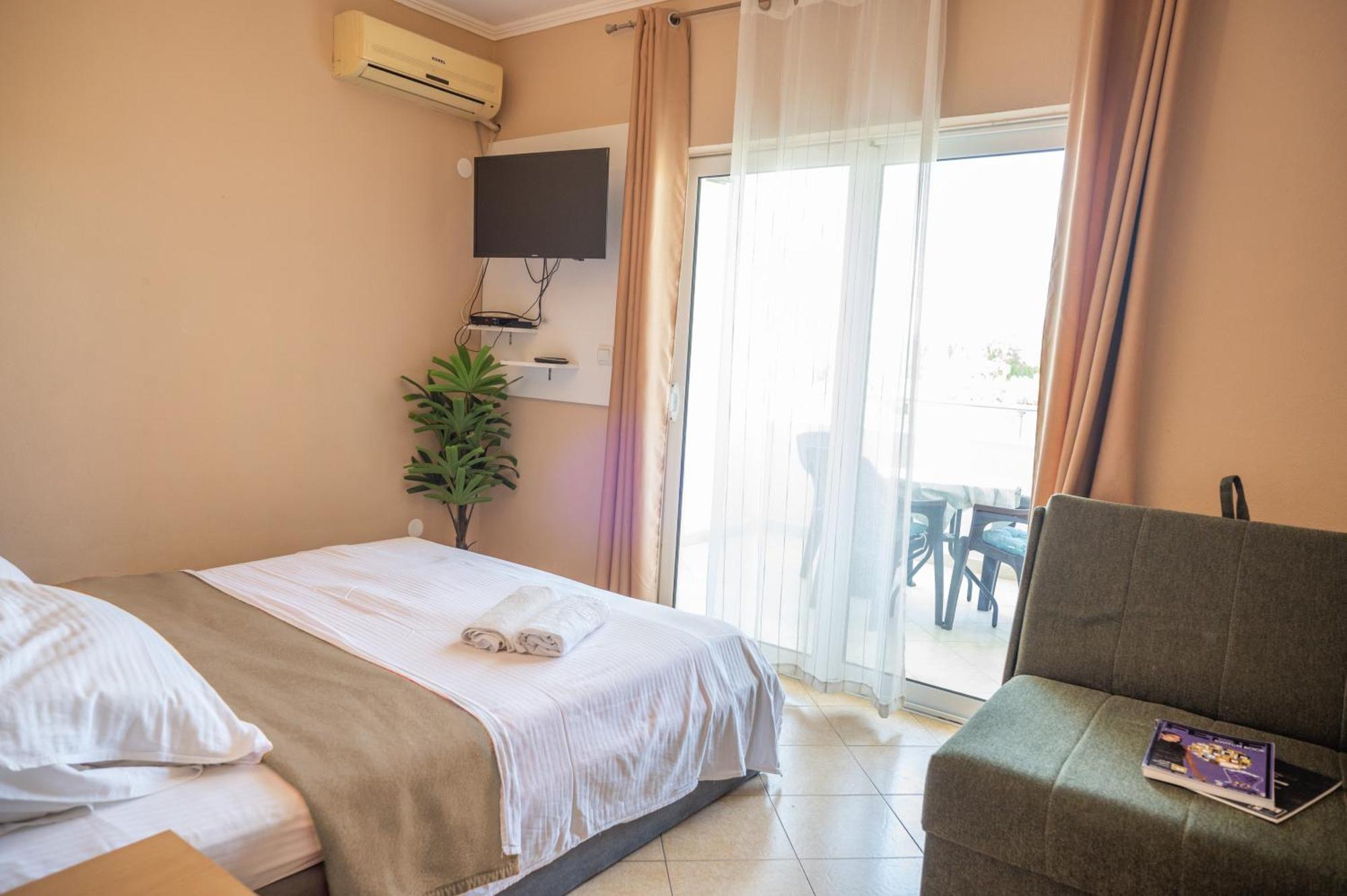 Beach Walk Apartments Ulcinj Esterno foto
