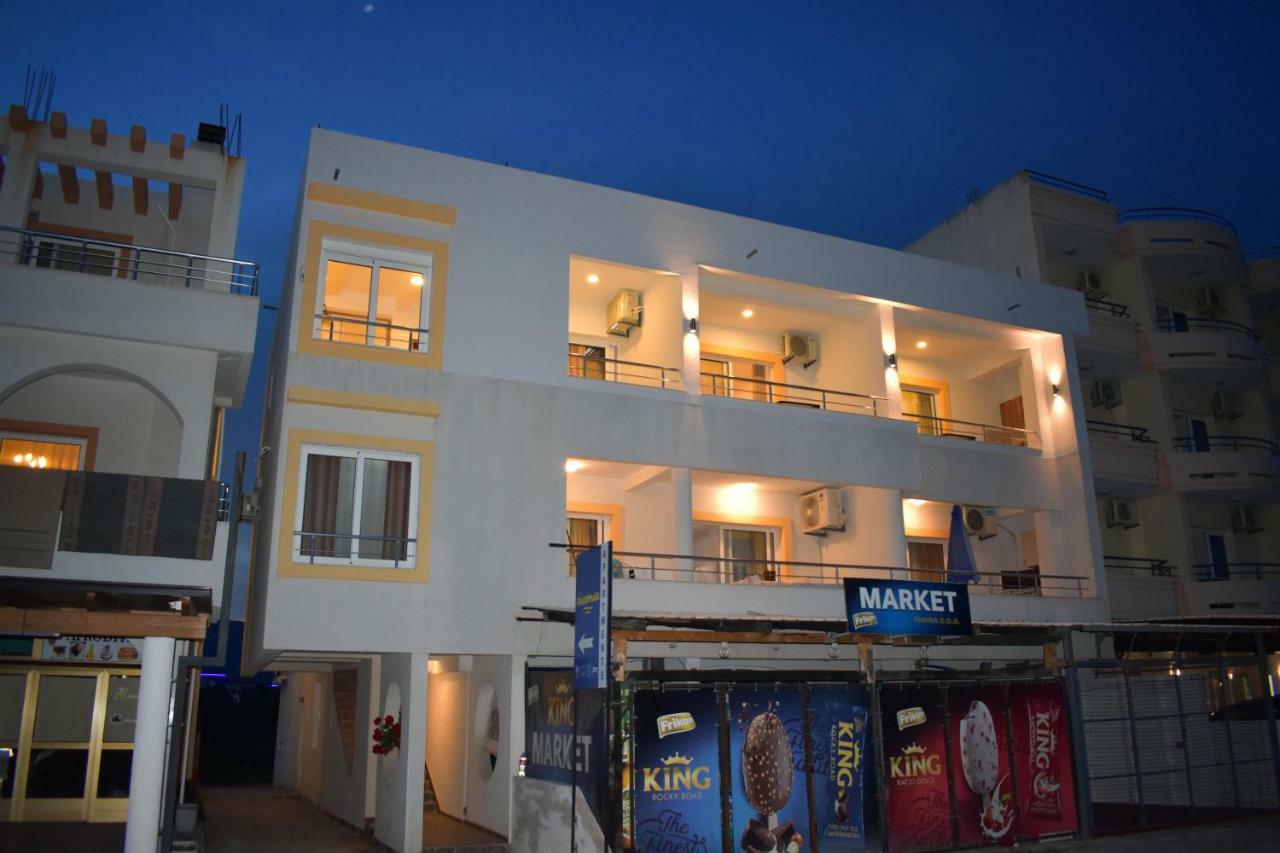 Beach Walk Apartments Ulcinj Esterno foto